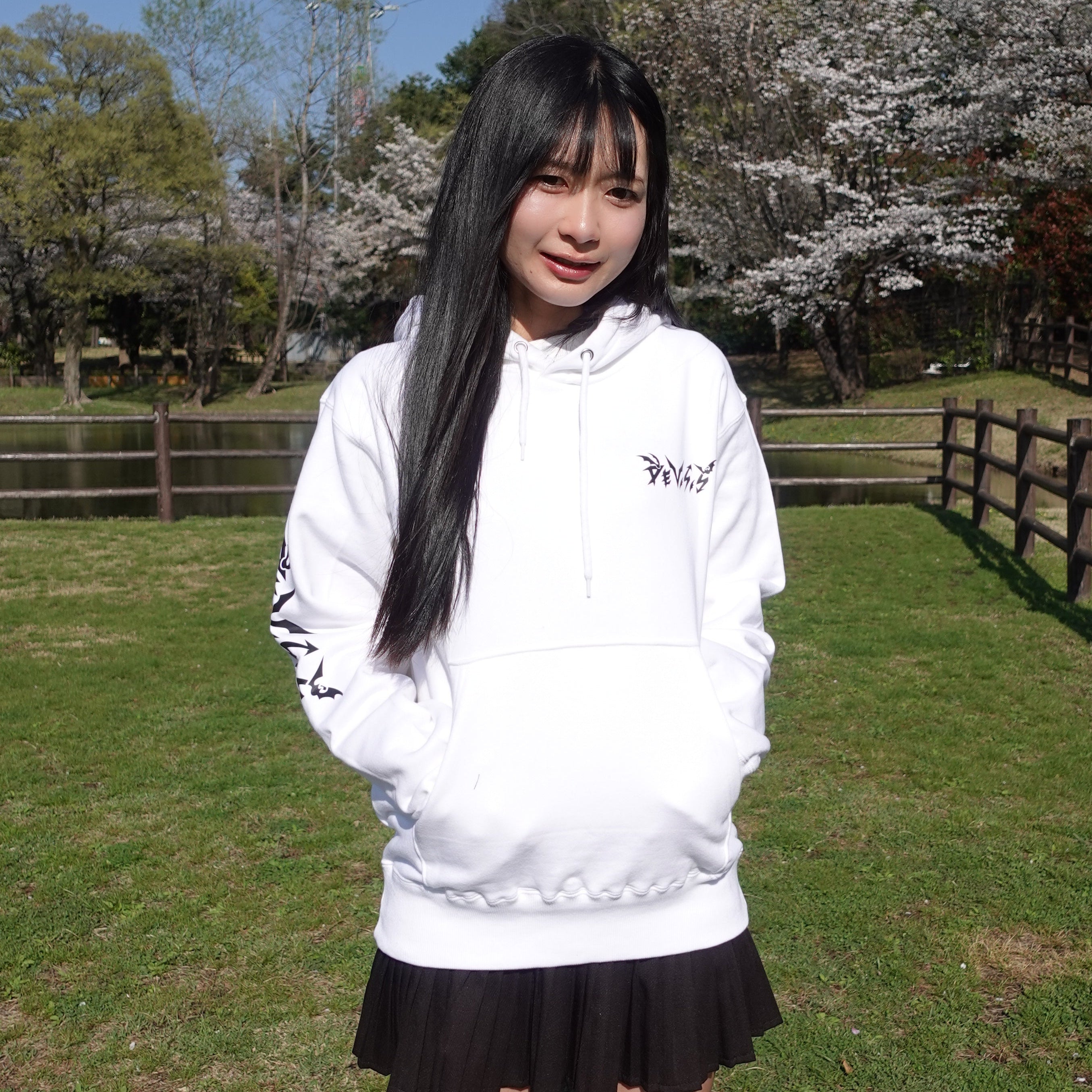 DEVIONEパーカー  【2026SPRING】